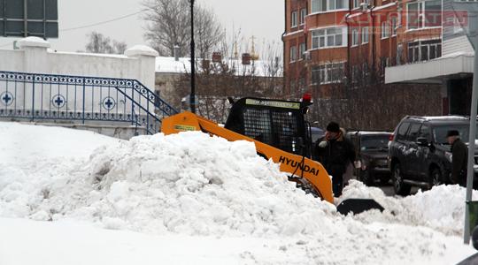 Уборка снега в Казани Уборка снега в Казани